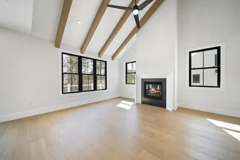 34 Trails Edge Road Windham NH 03053