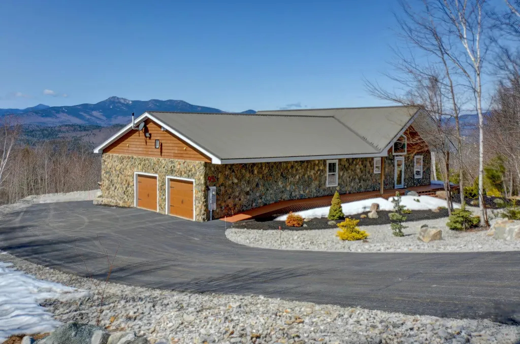 95 Peak Vista Lane Madison NH 03849