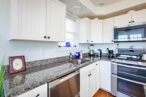 20 Keefe Avenue Hampton NH 03842