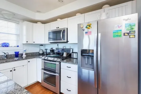 20 Keefe Avenue Hampton NH 03842