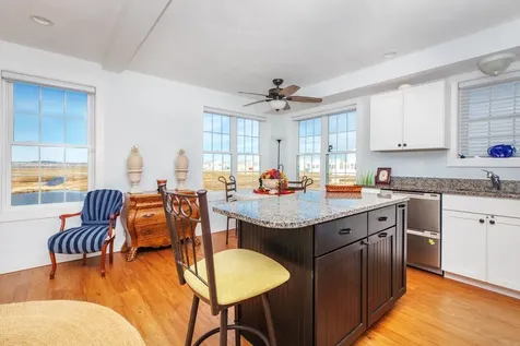 20 Keefe Avenue Hampton NH 03842