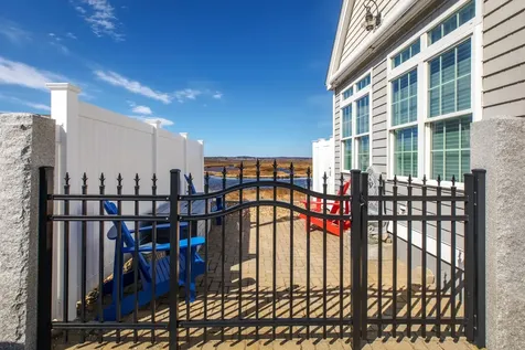 20 Keefe Avenue Hampton NH 03842