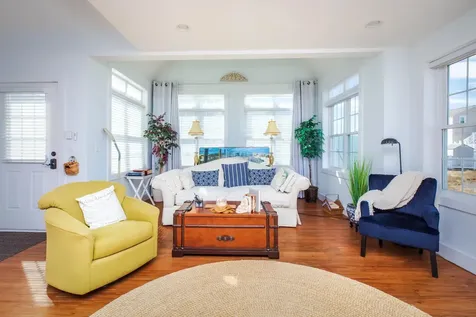 20 Keefe Avenue Hampton NH 03842