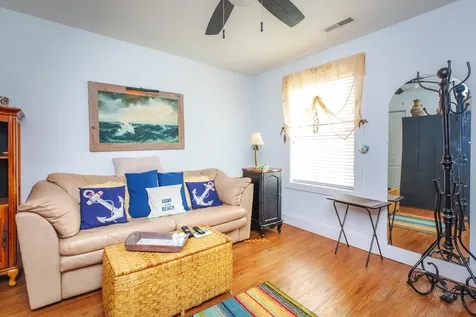 20 Keefe Avenue Hampton NH 03842