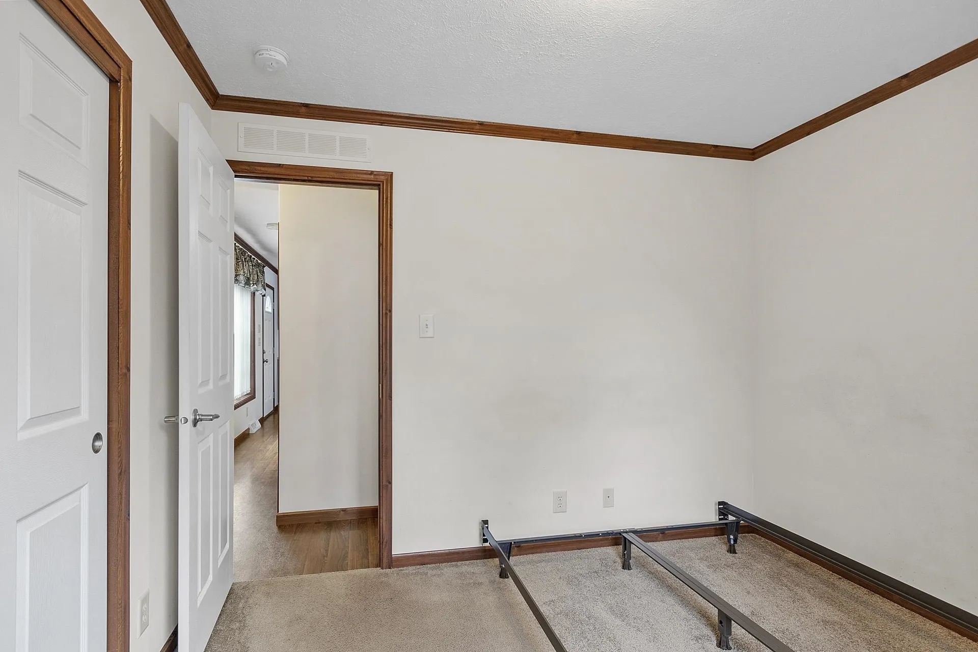 7 Elizabeth Road Sandown NH 03873
