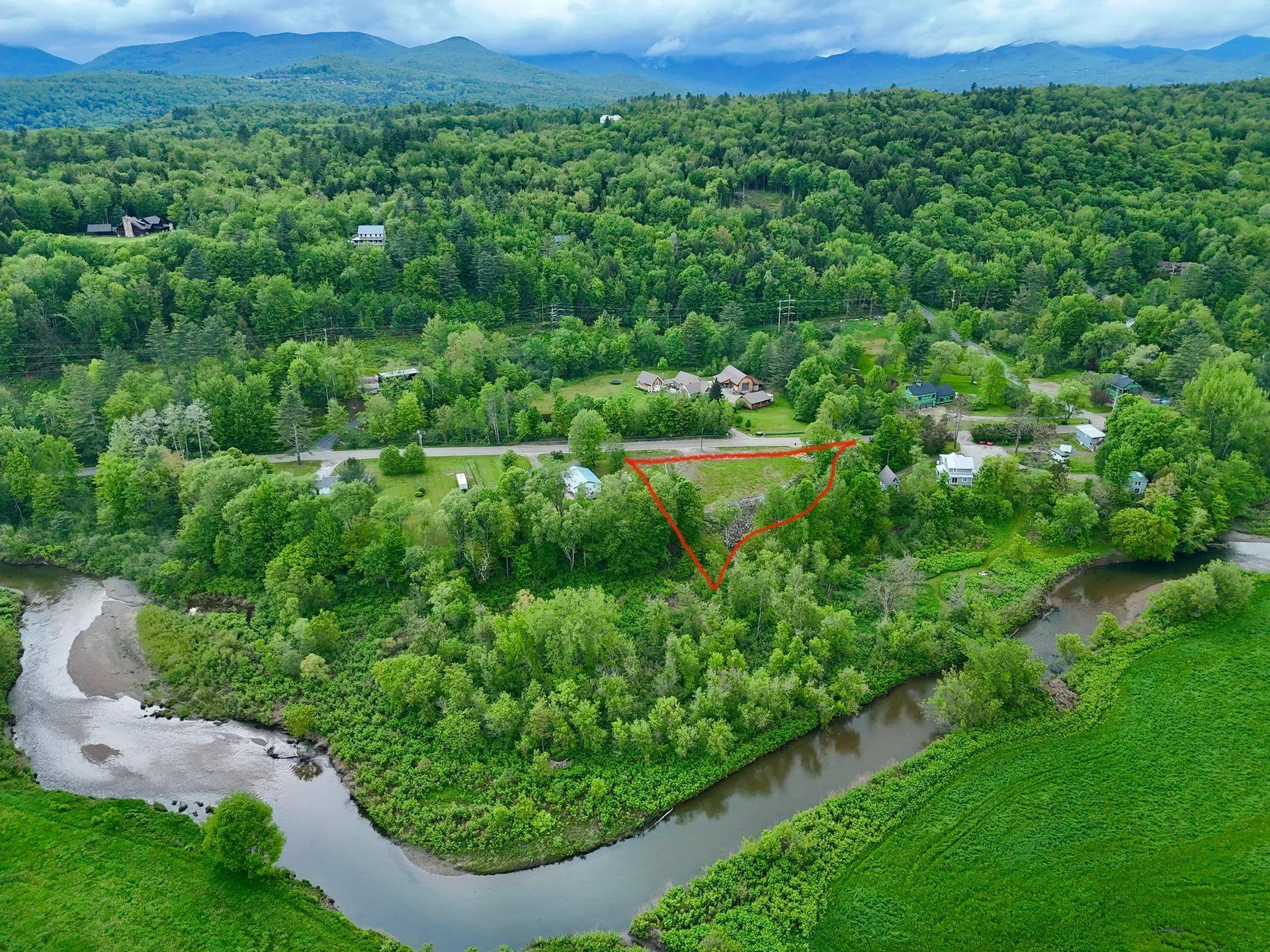 859 River Road Stowe VT 05672