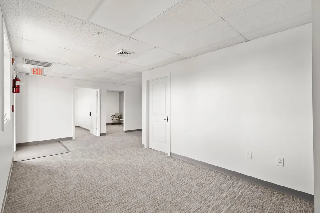 19 Bridge Street Kittery ME 03904