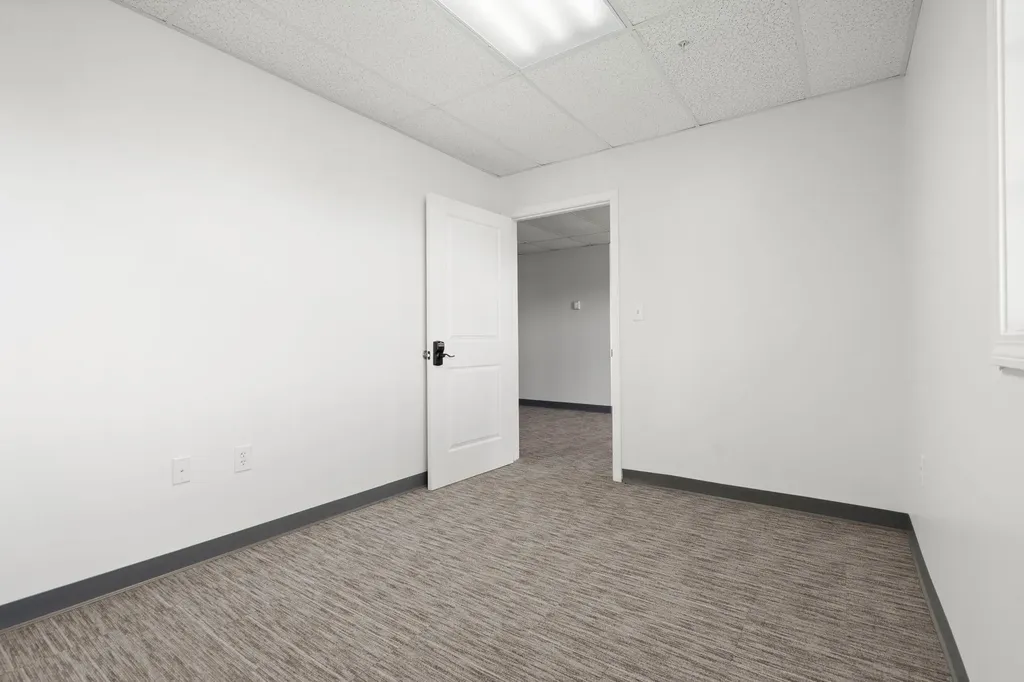 19 Bridge Street Kittery ME 03904