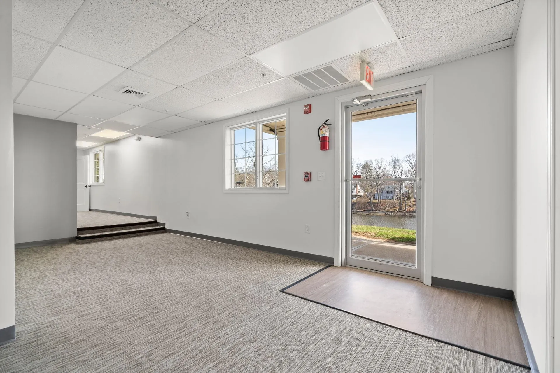 19 Bridge Street Kittery ME 03904