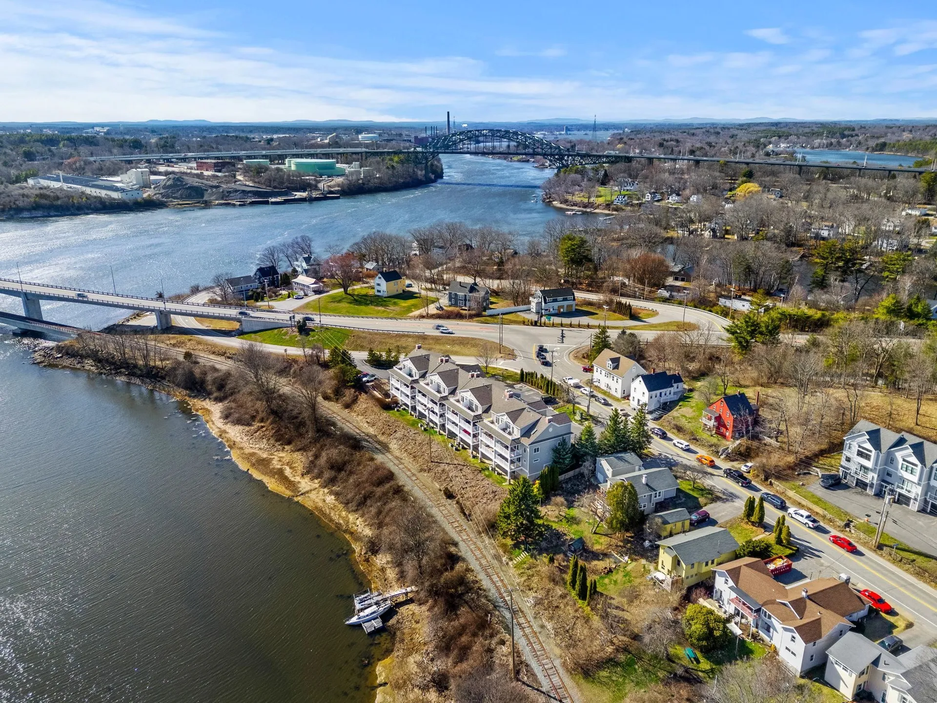 19 Bridge Street Kittery ME 03904