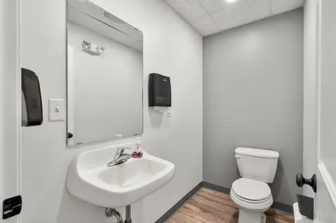 19 Bridge Street Kittery ME 03904