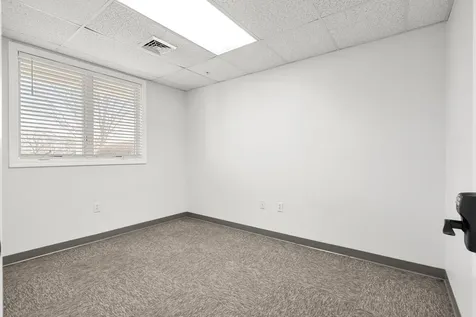 19 Bridge Street Kittery ME 03904