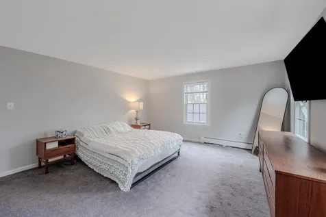 6 King Pine Way Kingston NH 03848