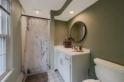 6 King Pine Way Kingston NH 03848