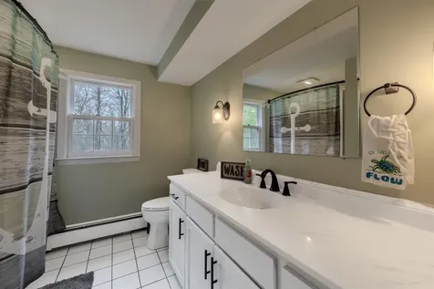 6 King Pine Way Kingston NH 03848