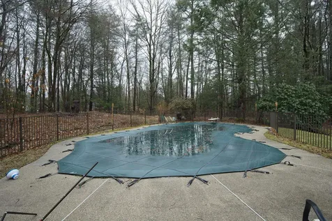 6 King Pine Way Kingston NH 03848