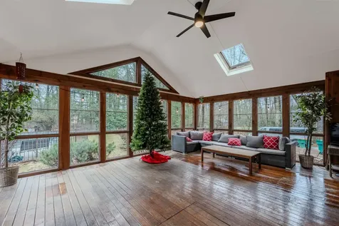 6 King Pine Way Kingston NH 03848