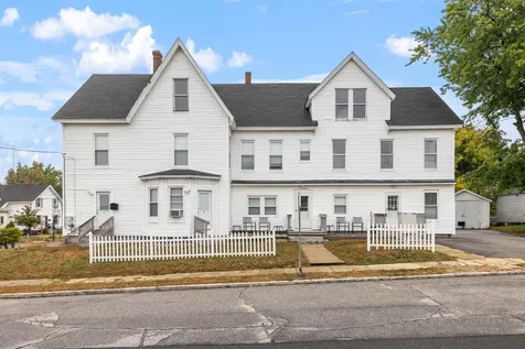 792 Grove Street Manchester NH 03103