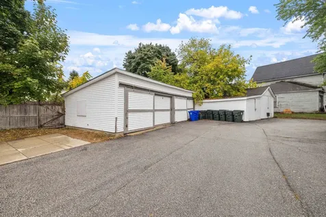 792 Grove Street Manchester NH 03103