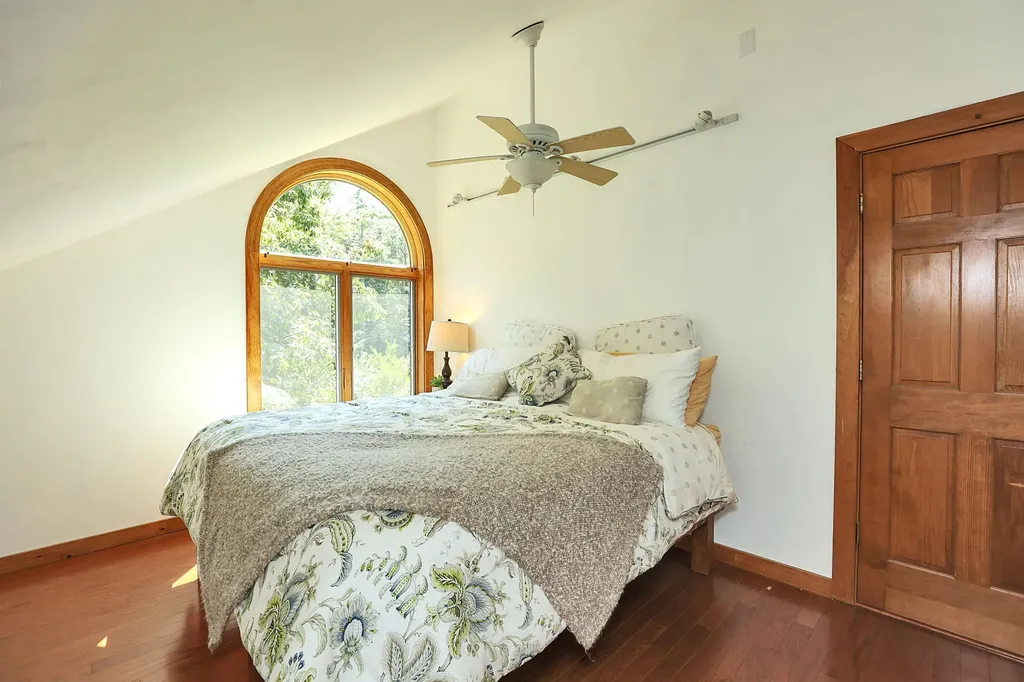 388 Pettingill Hill Road Lyndeborough NH 03082