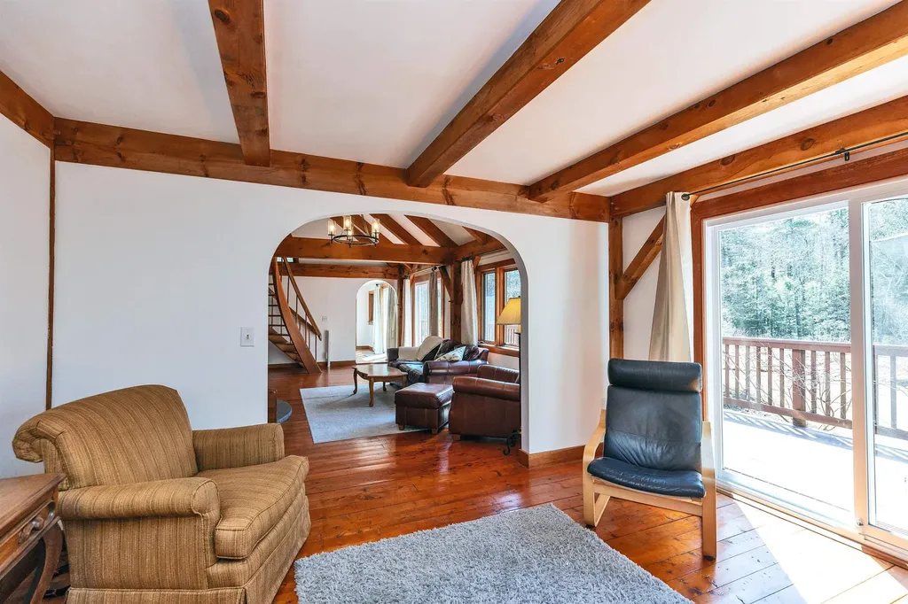 388 Pettingill Hill Road Lyndeborough NH 03082