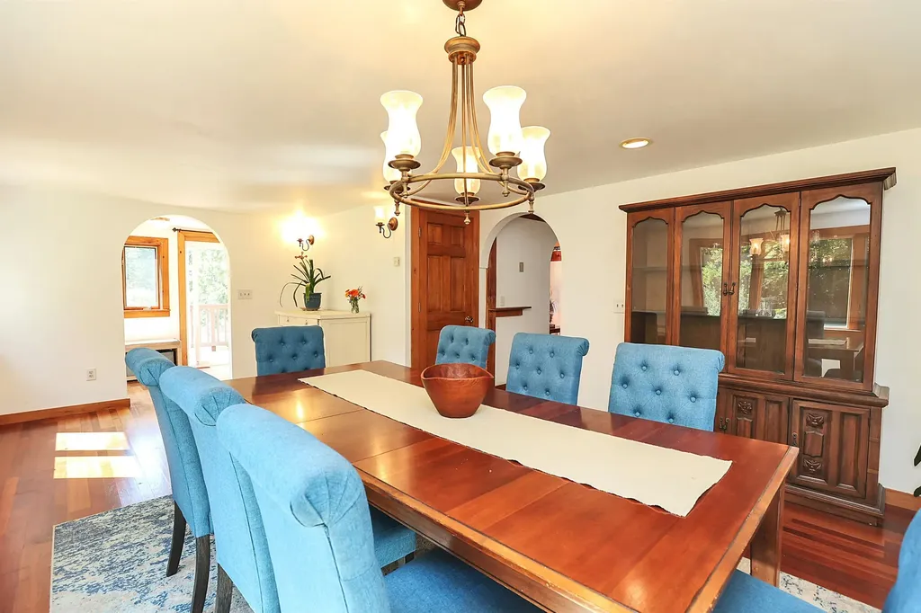 388 Pettingill Hill Road Lyndeborough NH 03082