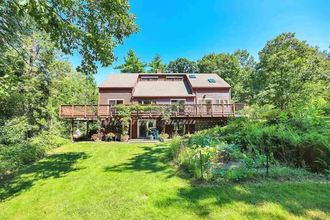 388 Pettingill Hill Road Lyndeborough NH 03082