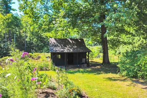 388 Pettingill Hill Road Lyndeborough NH 03082