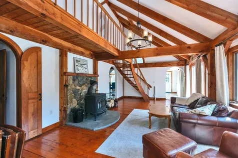 388 Pettingill Hill Road Lyndeborough NH 03082