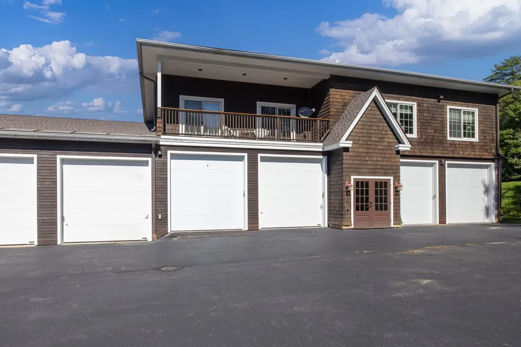 41 Glendale Place Gilford NH 03249