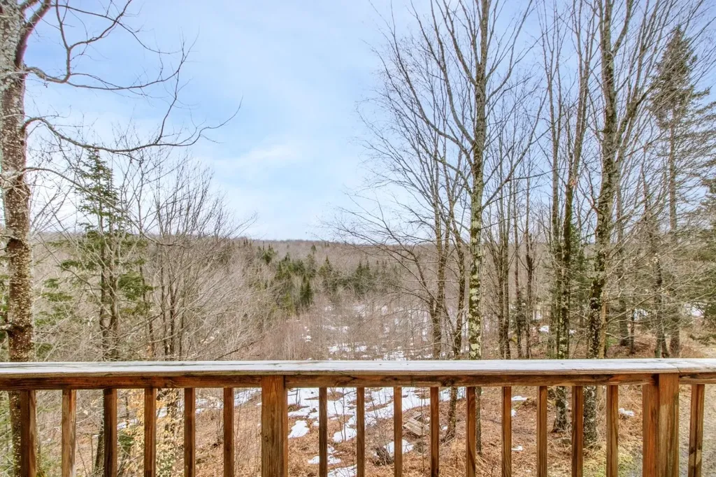 945 Tenakee Road Lowell VT 05847