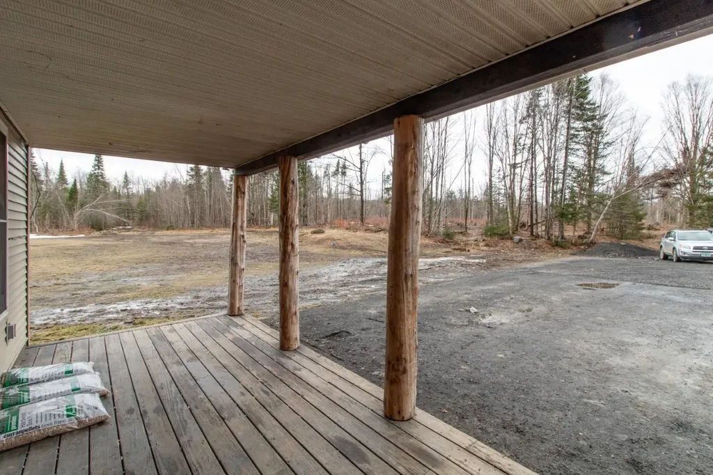 945 Tenakee Road Lowell VT 05847