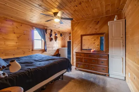 945 Tenakee Road Lowell VT 05847