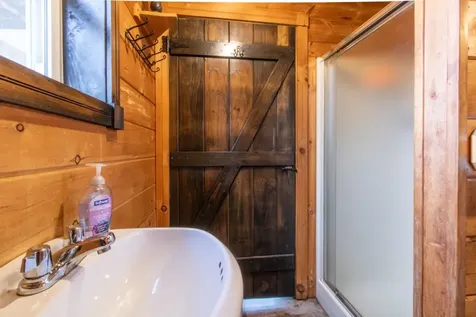 945 Tenakee Road Lowell VT 05847