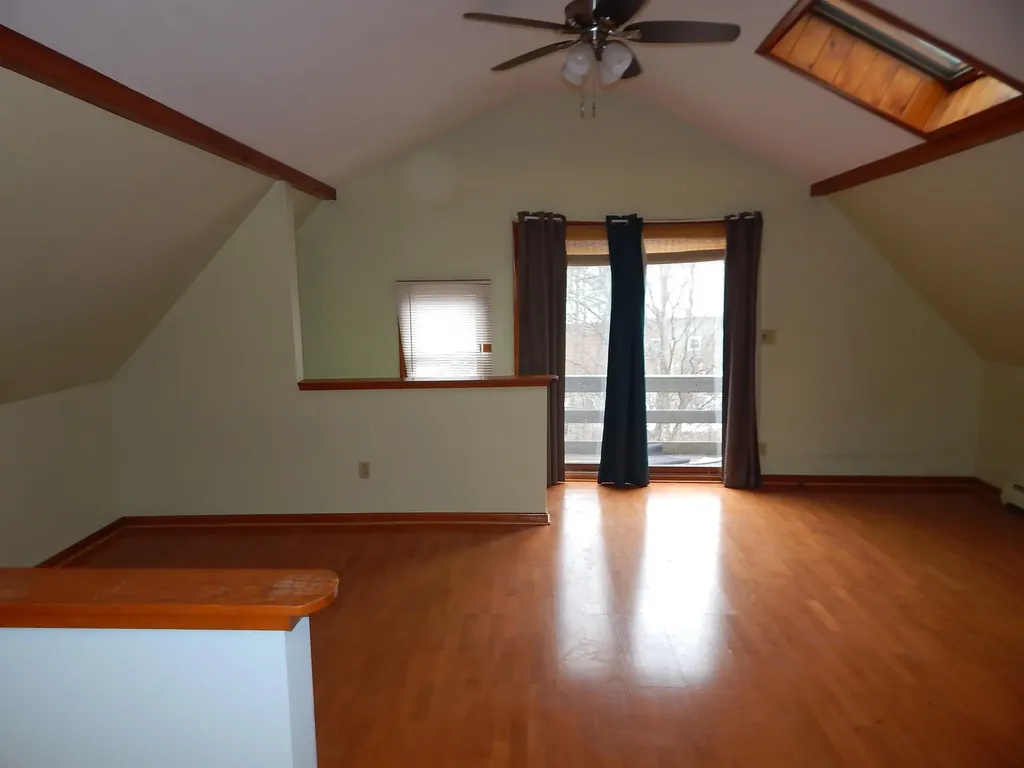 10 Chesterfield Road Hinsdale NH 03451