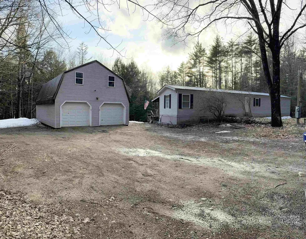 8 Rainbow Drive Ossipee NH 03864