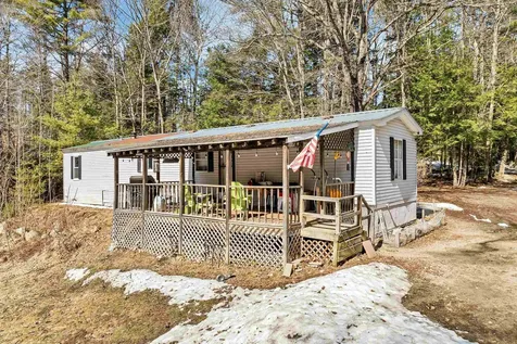 8 Rainbow Drive Ossipee NH 03864