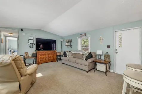 8 Rainbow Drive Ossipee NH 03864