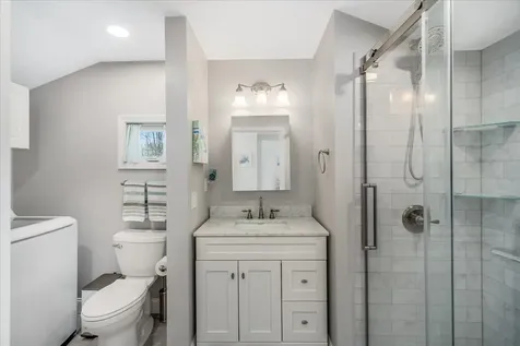 112 South Shore Road Windham NH 03087