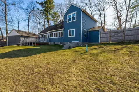 112 South Shore Road Windham NH 03087