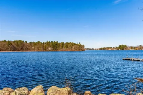112 South Shore Road Windham NH 03087