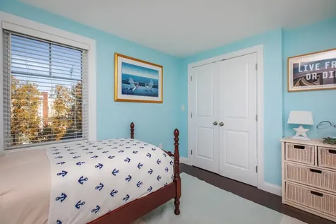 11 Epping Avenue Hampton NH 03842
