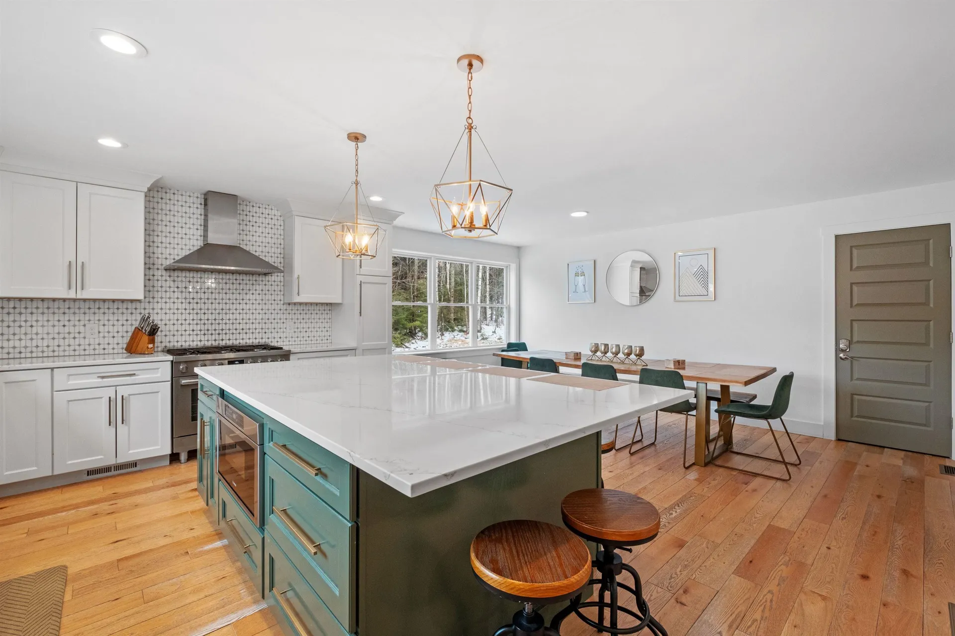 50 Champagne Circle Campton NH 03223