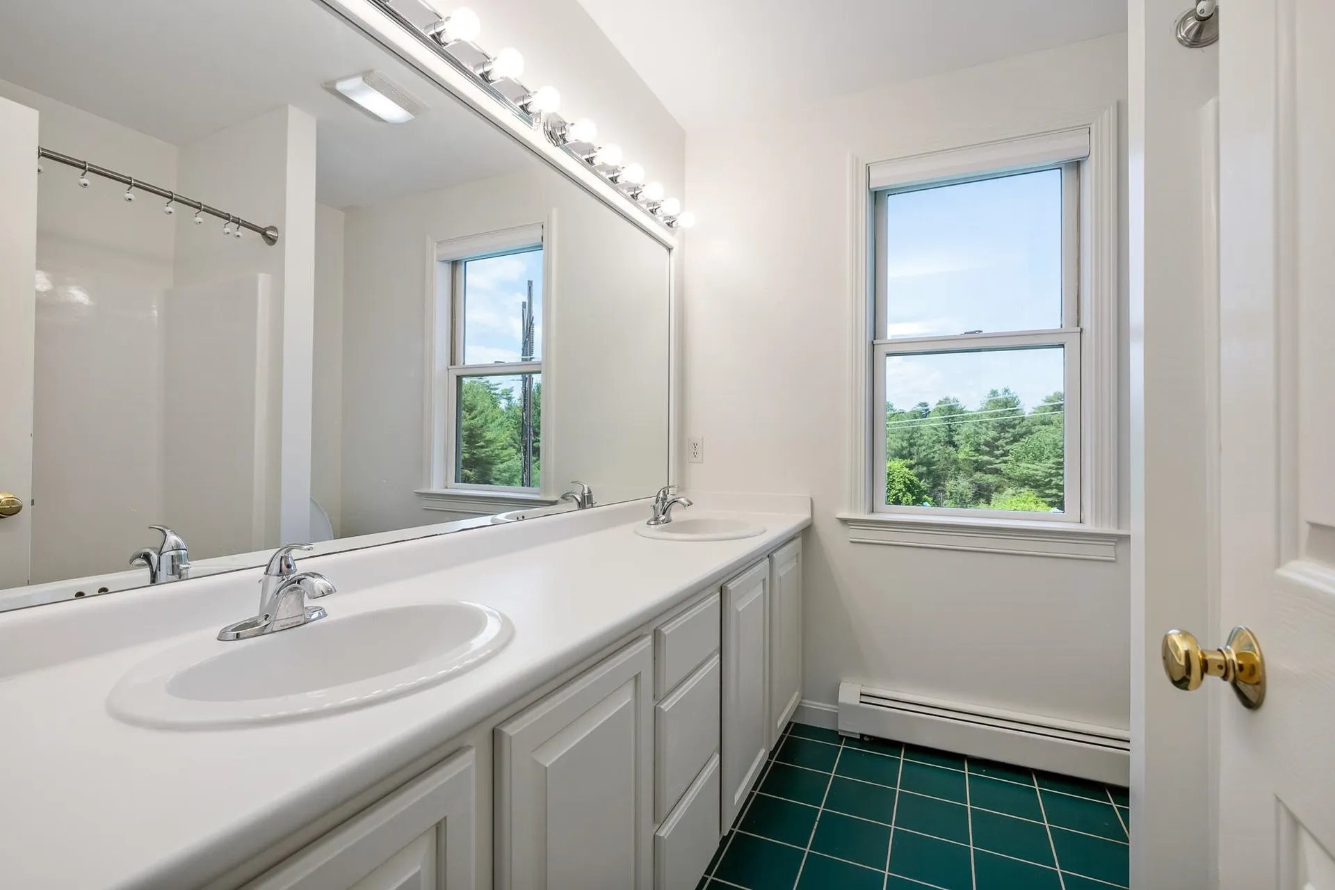 6 Deer Run Road North Hampton NH 03862