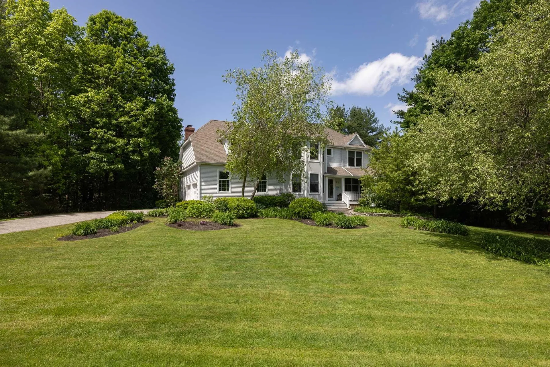 6 Deer Run Road North Hampton NH 03862