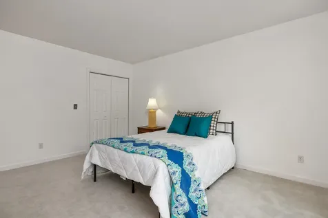 6 Deer Run Road North Hampton NH 03862
