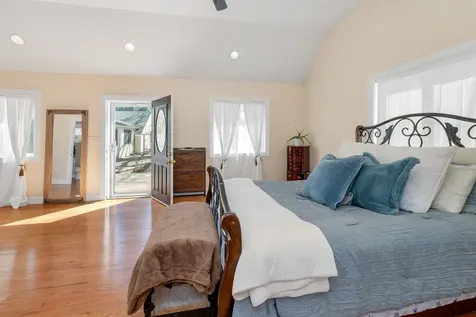 1156 Woodbury Avenue Portsmouth NH 03801