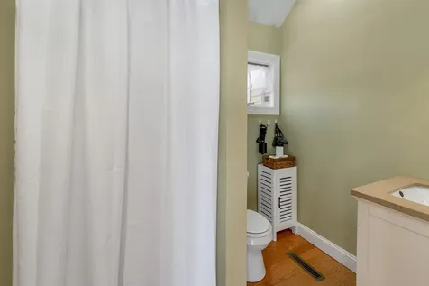 1156 Woodbury Avenue Portsmouth NH 03801