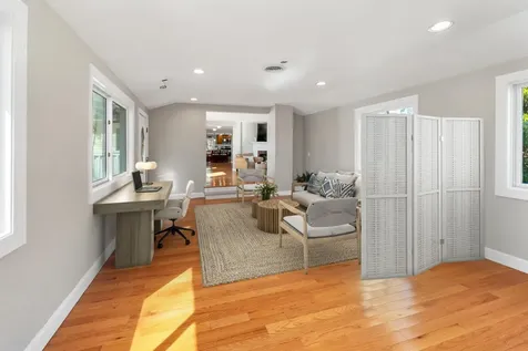 1156 Woodbury Avenue Portsmouth NH 03801