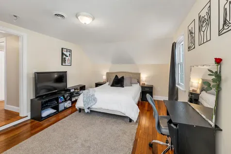 1156 Woodbury Avenue Portsmouth NH 03801